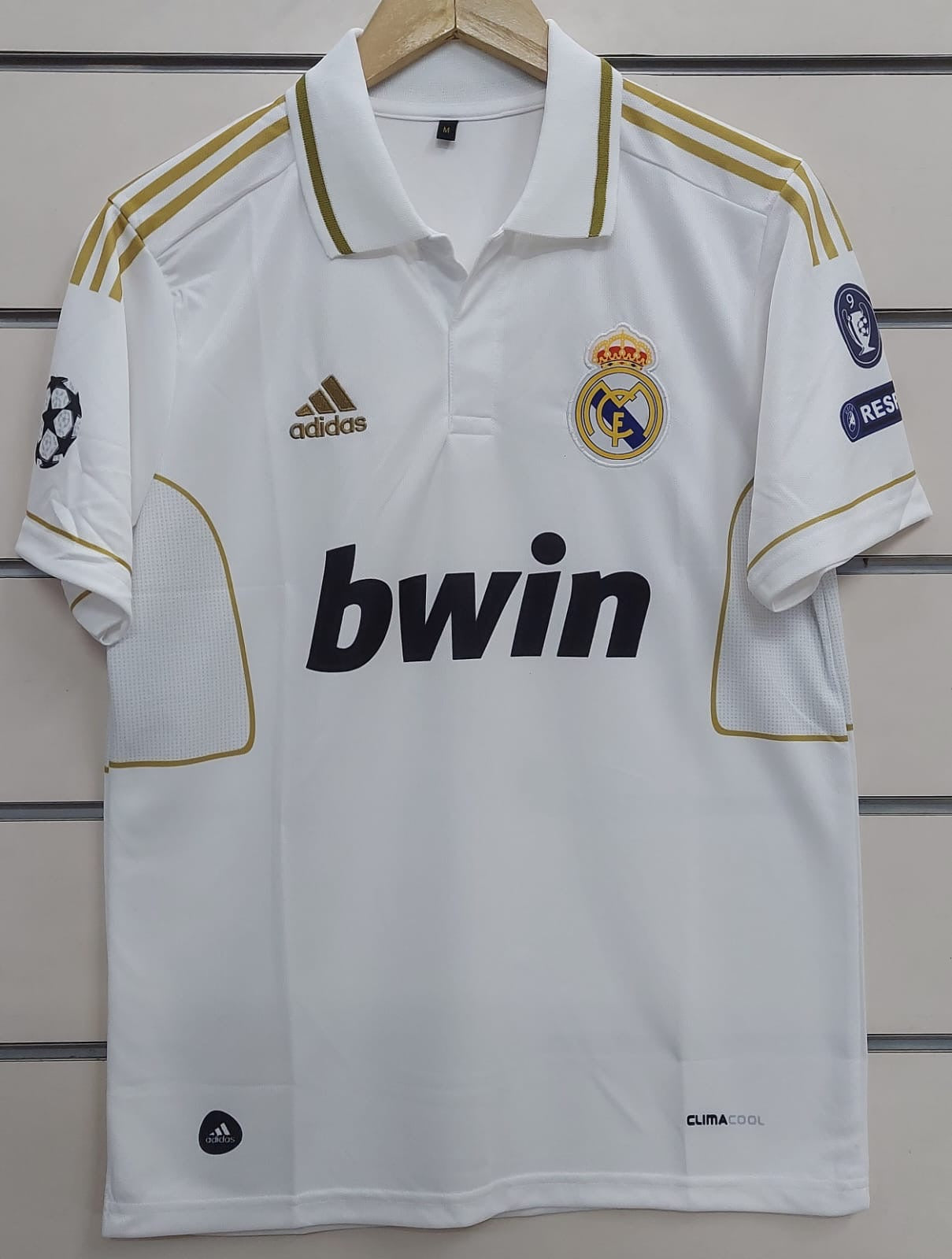 SERGIO RAMOS REAL MADRID 2011/2012 POLO EMBROIDERY (PREMIUM QUALITY)