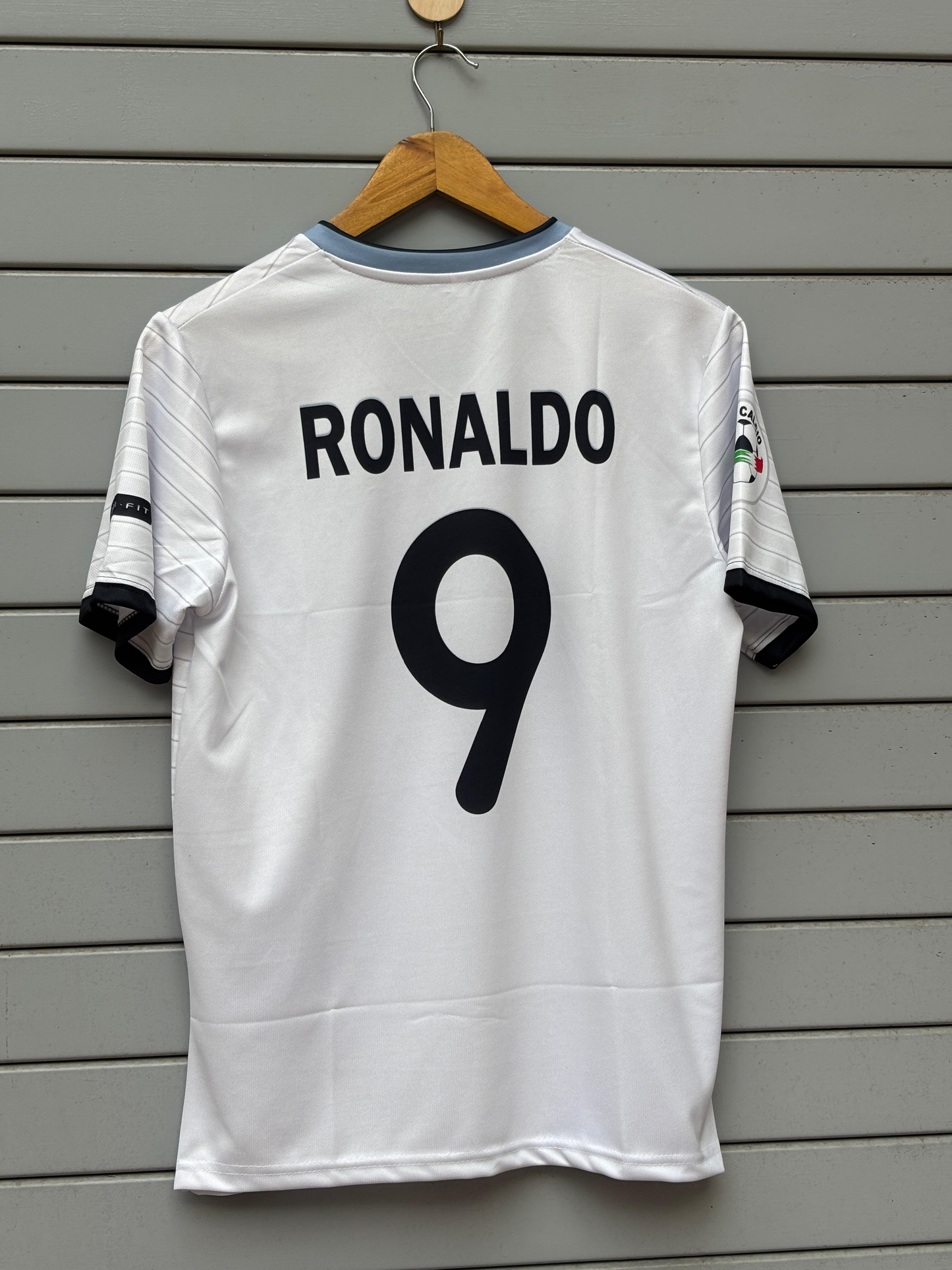 RONALDO NAZARIO INTER MILAN RETRO JERSEY V NECK
