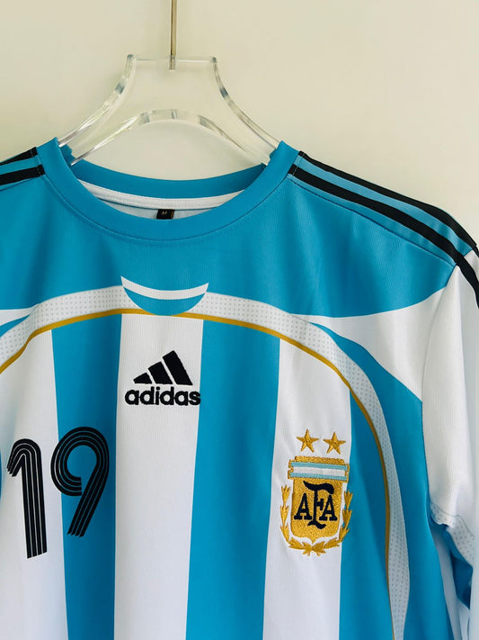MESSI ARGENTINA HOME KIT 2006 FIVE SLEEVES EMBROIDERY PREMIUM QUALITY